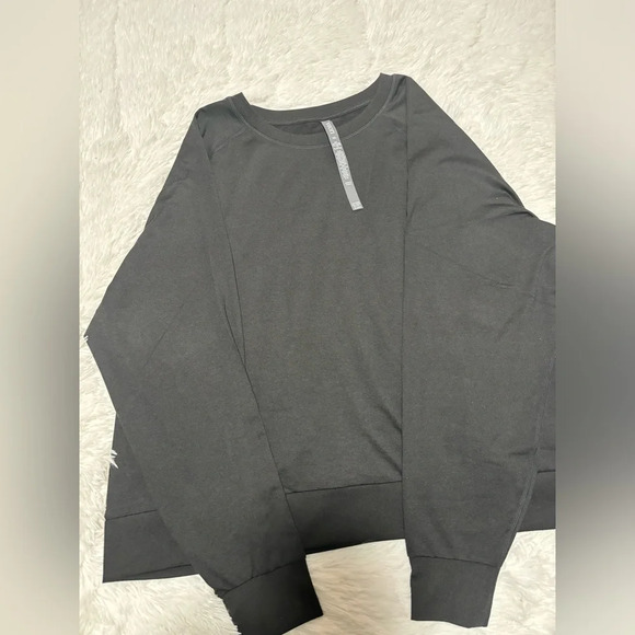 Vuori Women’s L/S Halo Crew - Picture 4 of 5